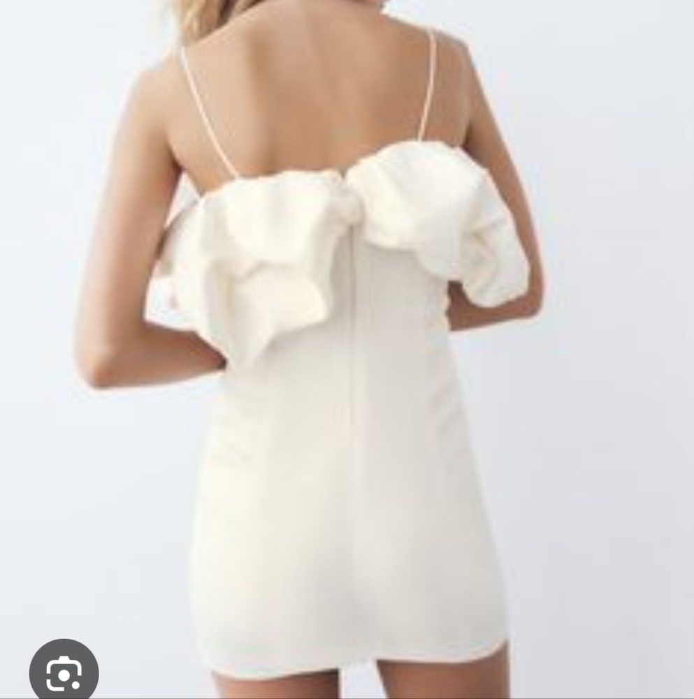ZARA I NWT M Voluminous Satin Effect Mini Dress I ecru white - Picture 4 of 12